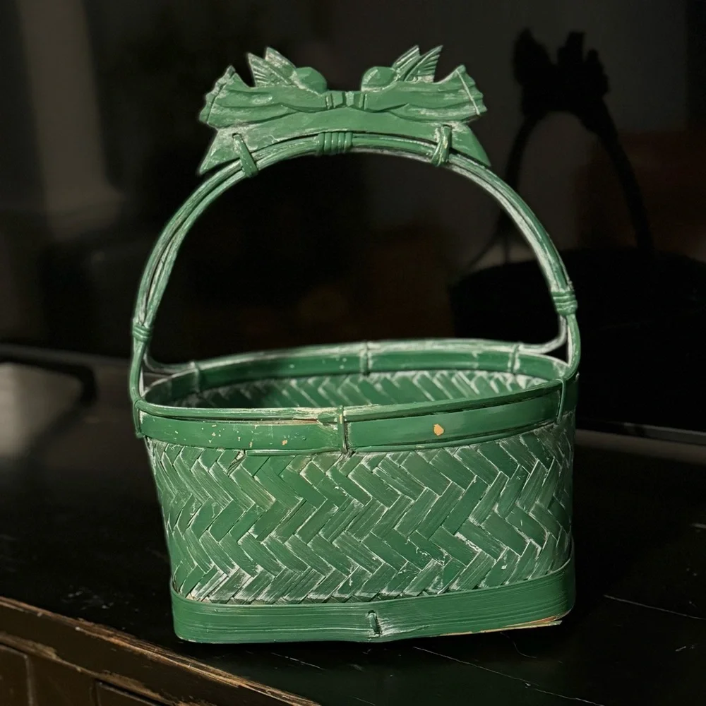 RARE-VINTAGE Large Wicker/Rattan Basket EX/CGreen